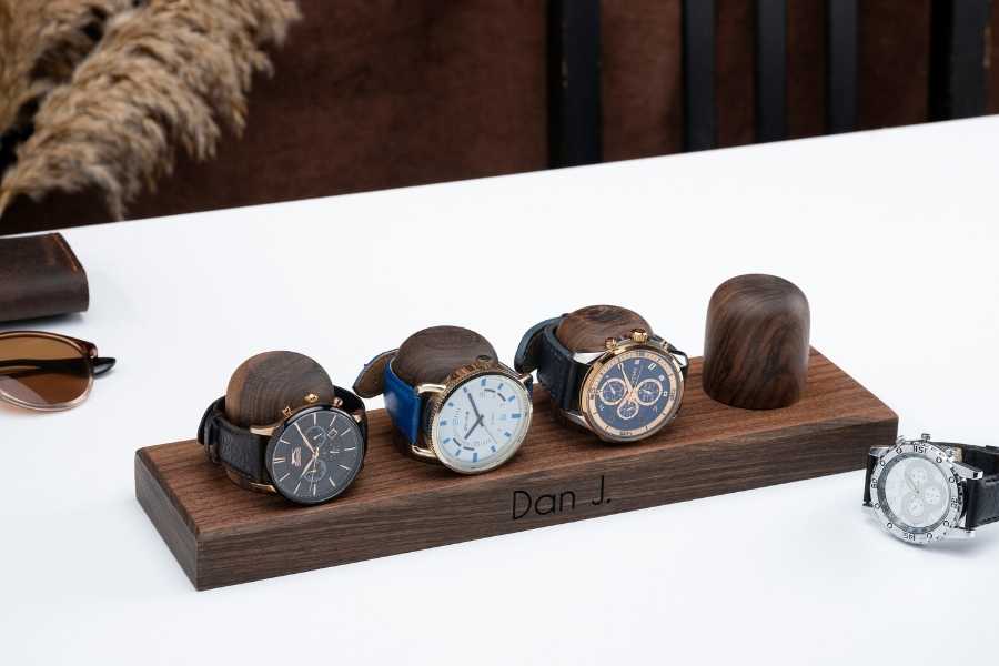 Wooden Docking Station for Women