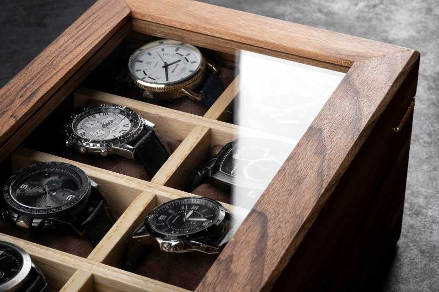 Walnut Watch Box with Glass Lid (8-10-12-15 Slots)